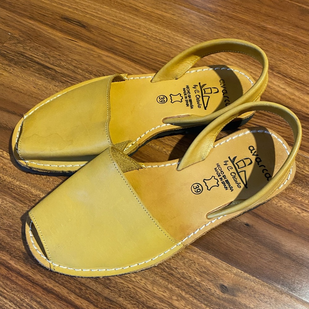 Avarca by C Oztuno Pons Sandals